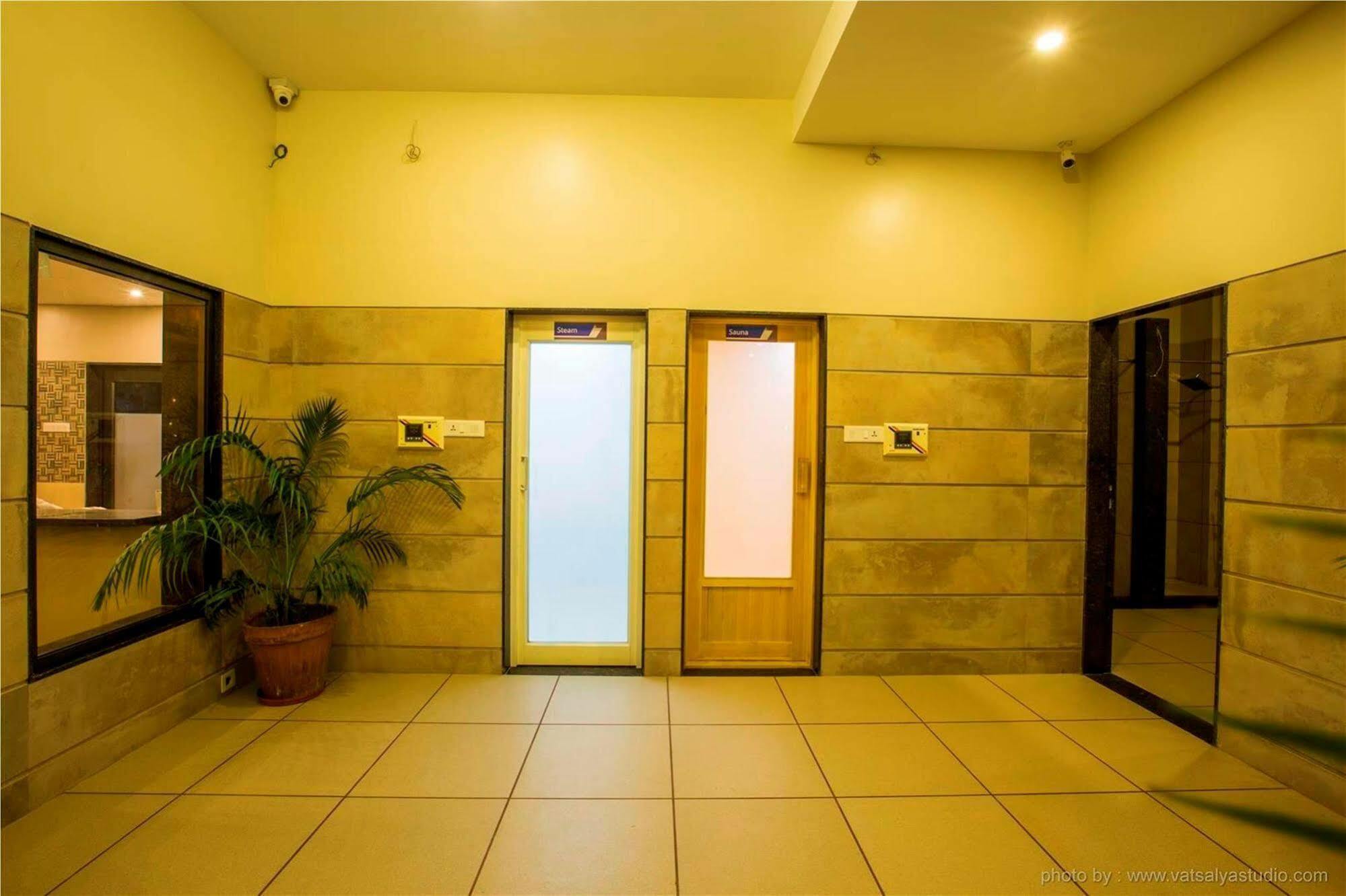 Vits Shalimar, Ankleshwar Hotel Luaran gambar