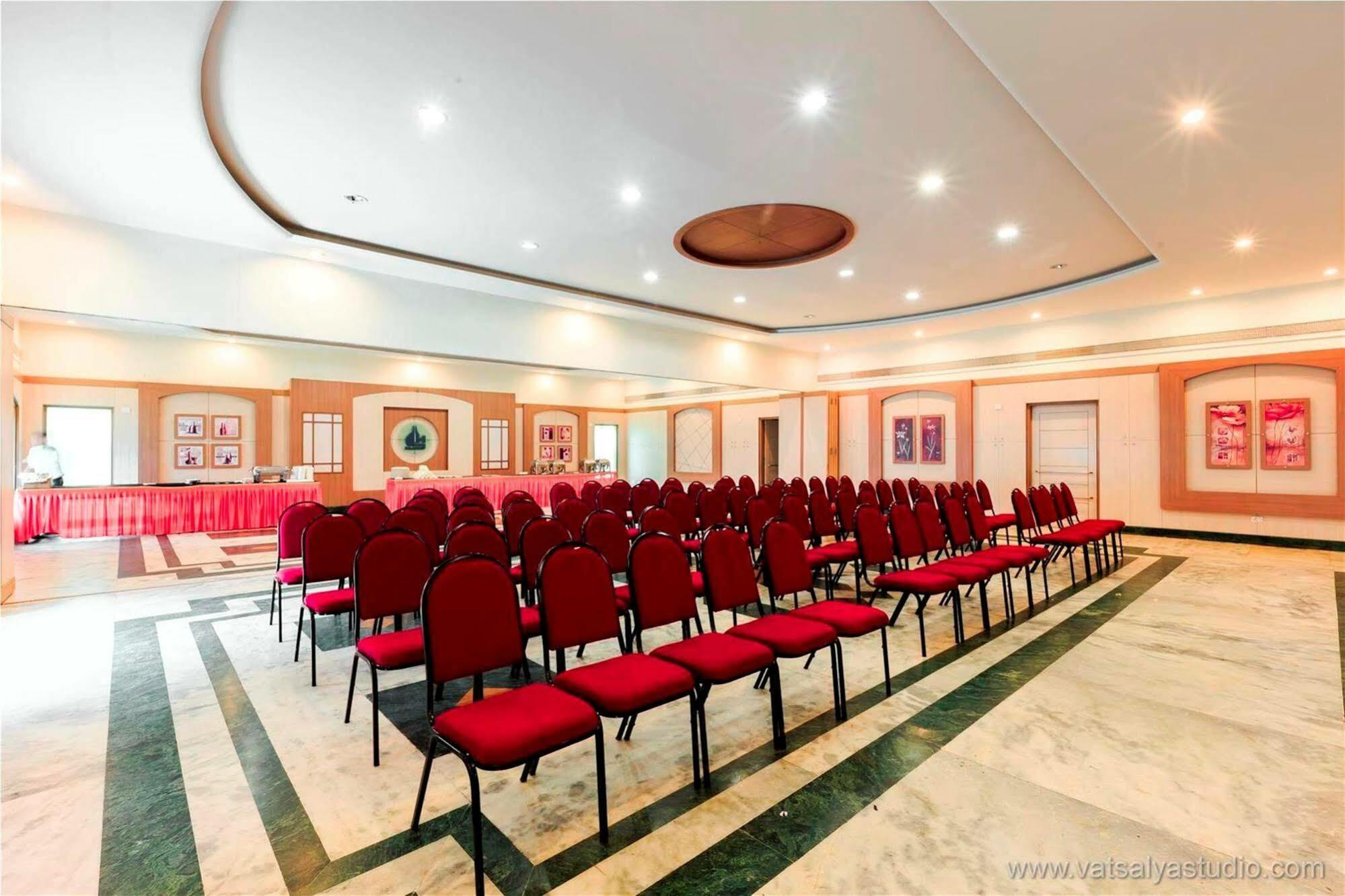 Vits Shalimar, Ankleshwar Hotel Luaran gambar