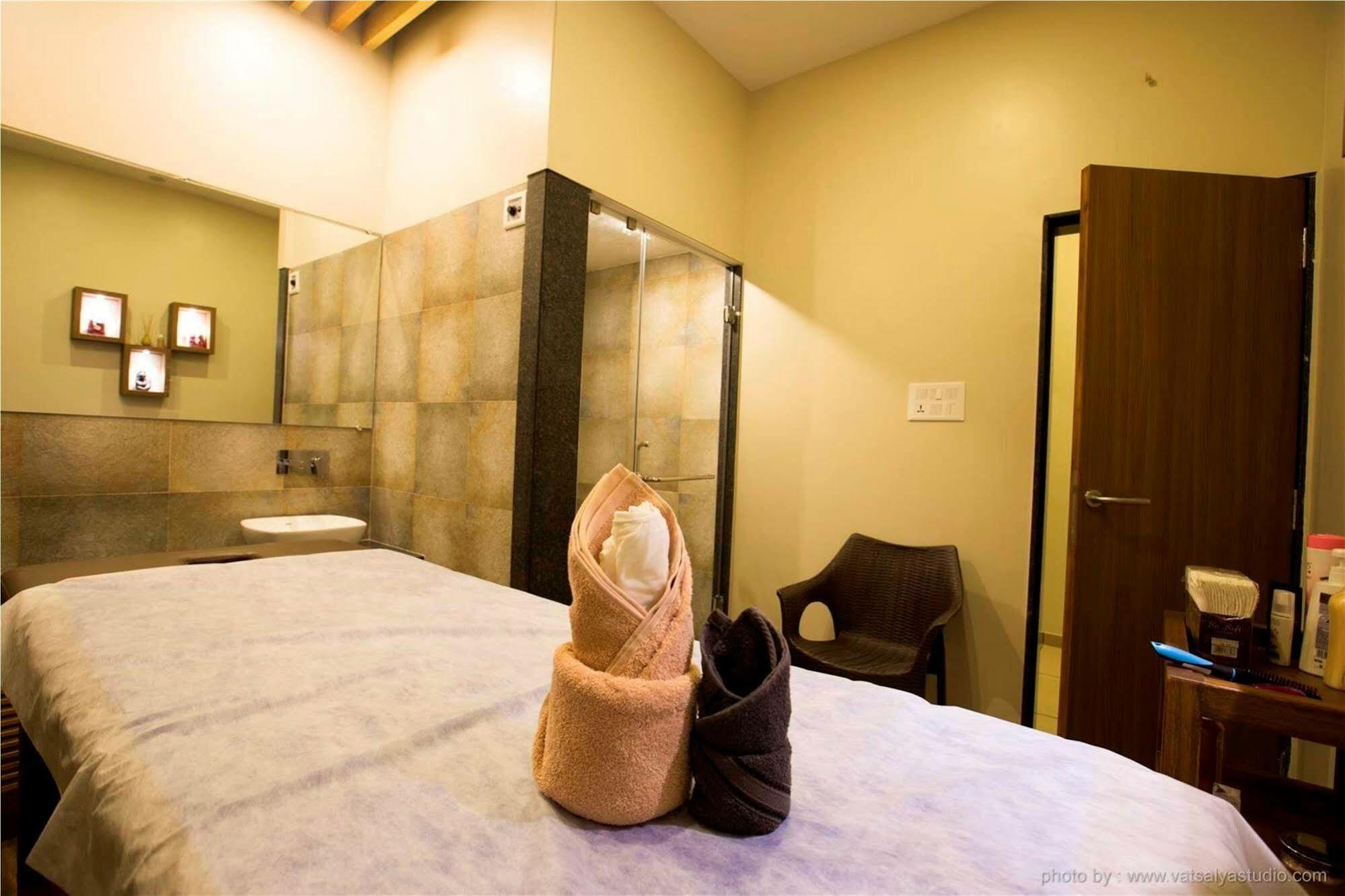 Vits Shalimar, Ankleshwar Hotel Luaran gambar